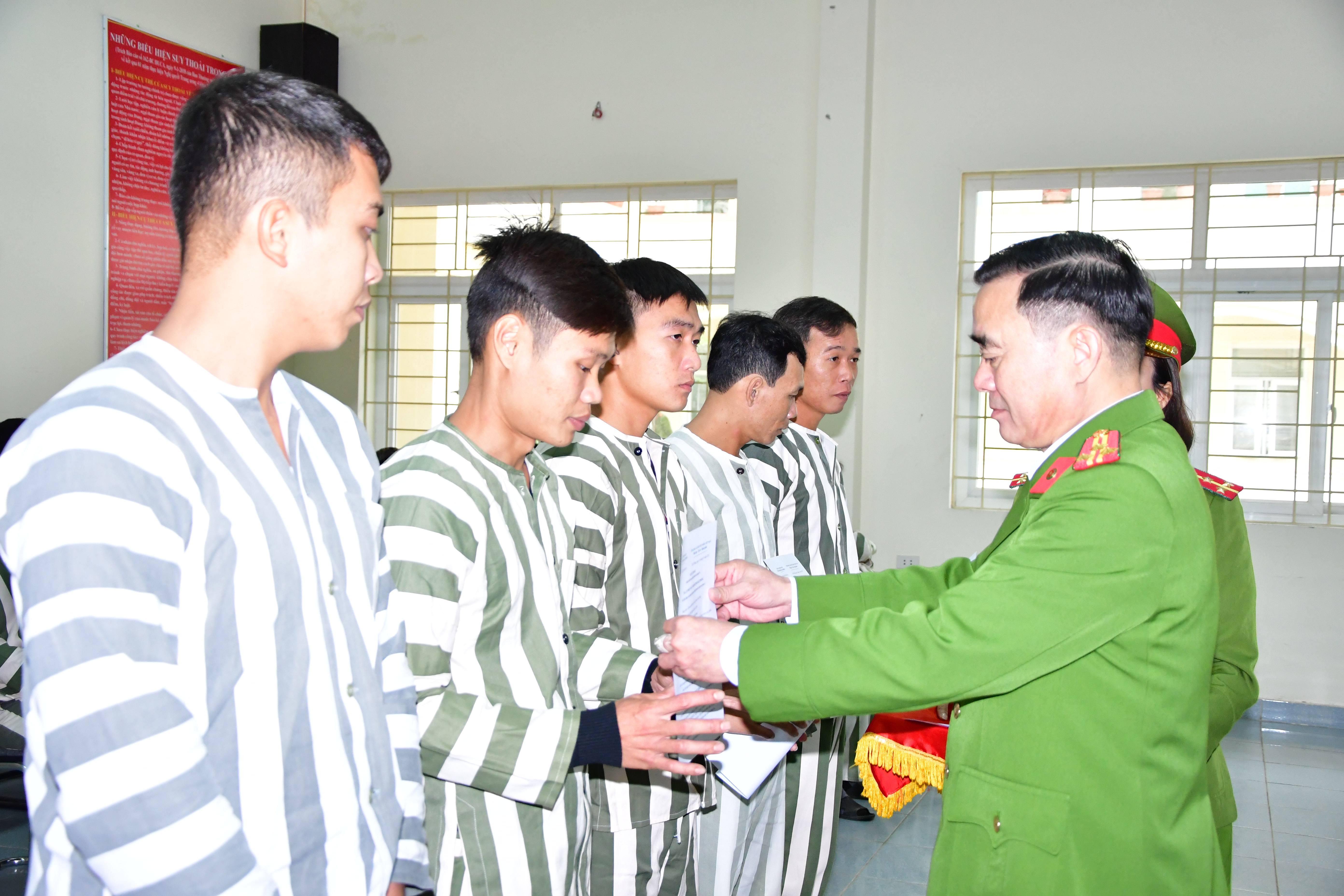 Lực lượng Cảnh sát thi hành án hình sự & hỗ trợ tư pháp: Đề nghị xét giảm án cho 106 Phạm nhân